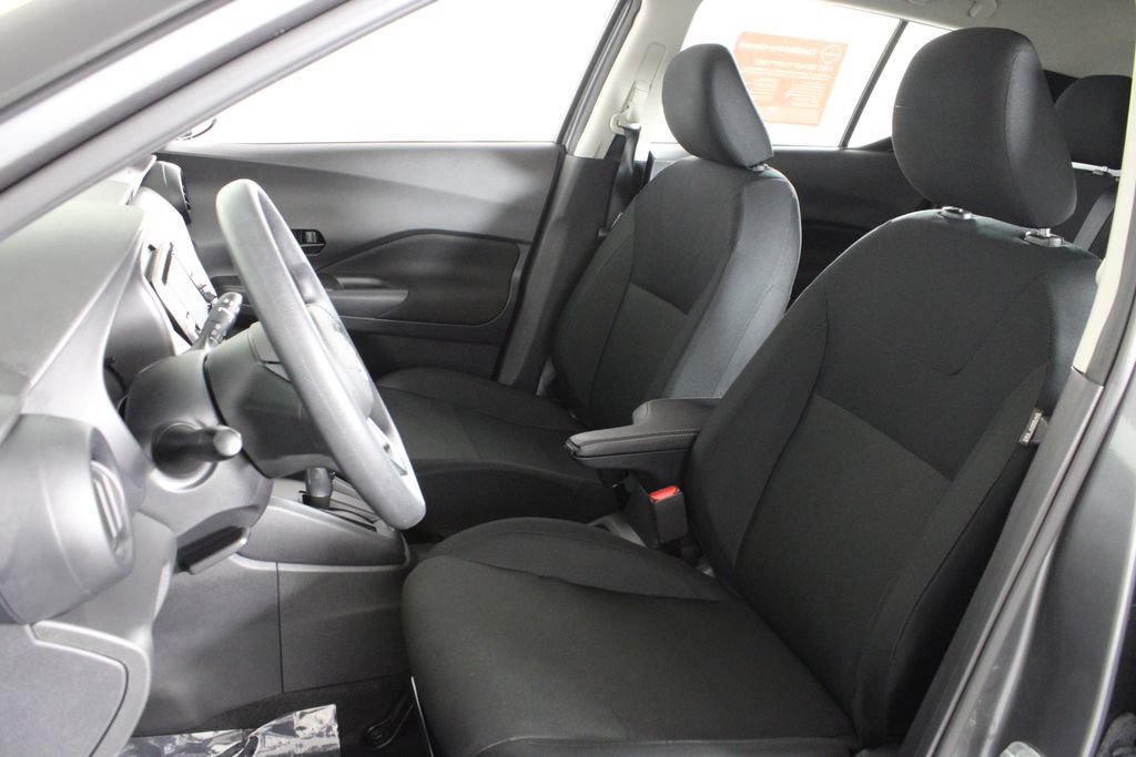 Certified 2025 Nissan Kicks Play S FWD image 20