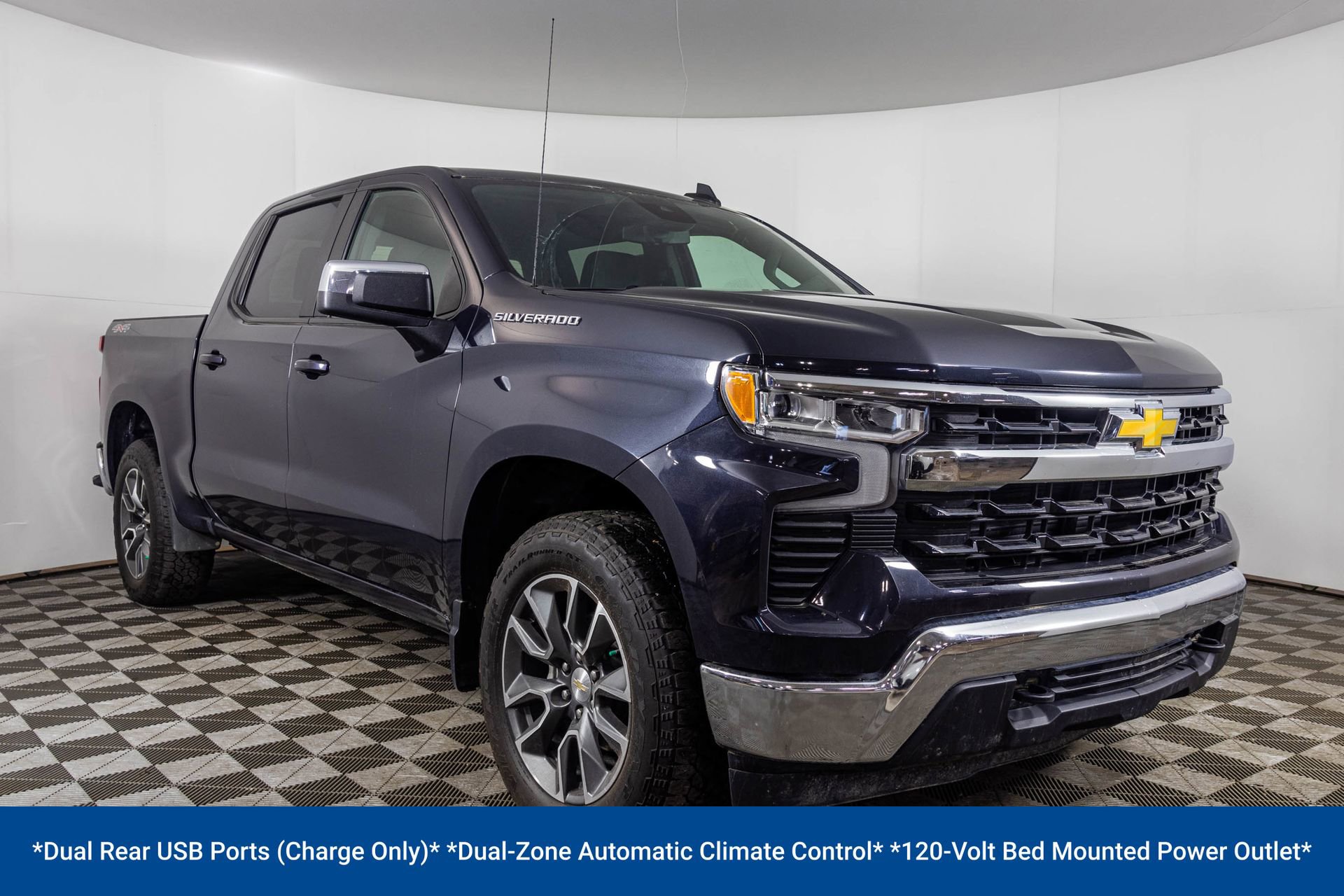 Used 2023 Chevrolet Silverado 1500 LT image 12