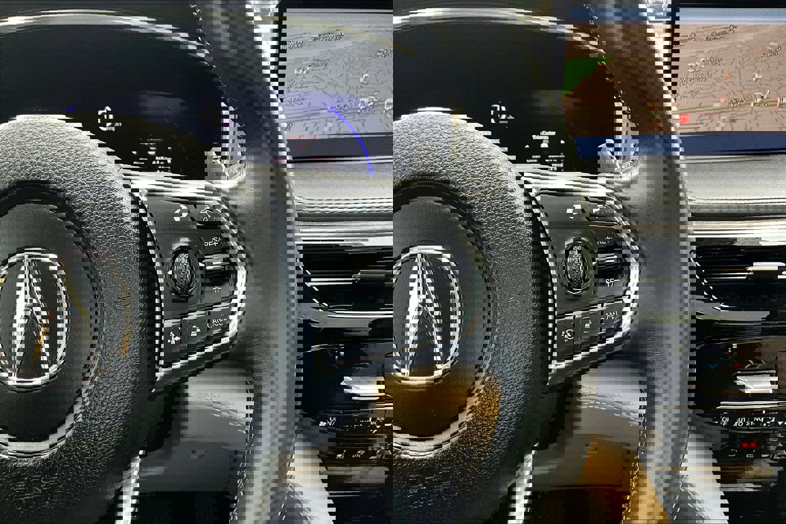 Used 2024 Acura MDX SH-AWD w/ Advance Package image 21