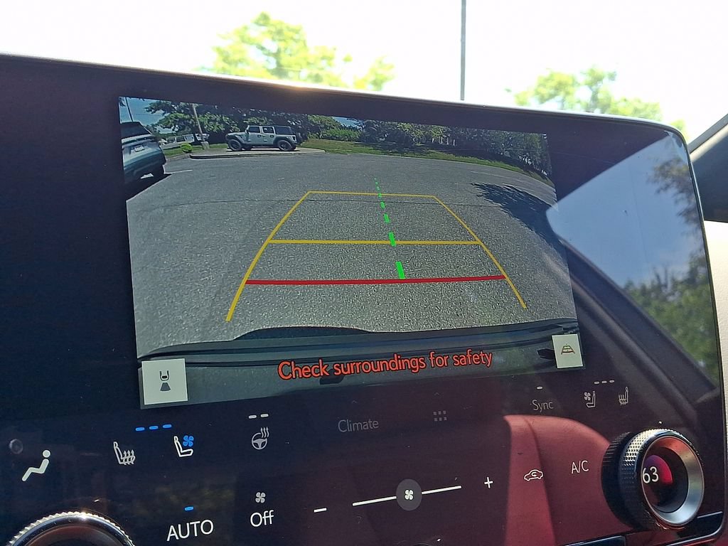 Used 2024 Lexus NX 350h AWD image 3