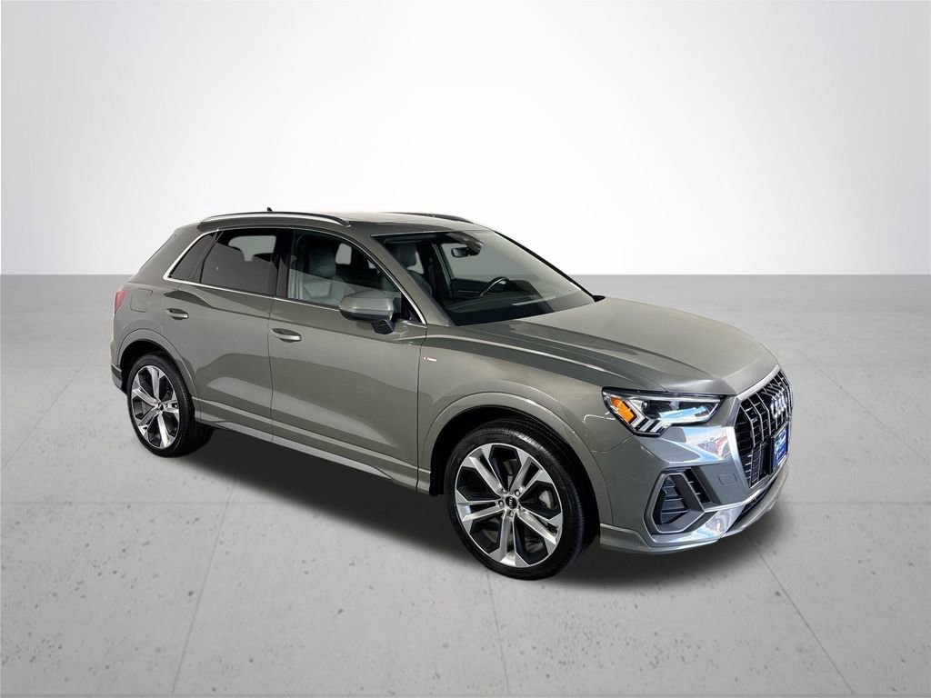 Used 2019 Audi Q3 2.0T Premium Plus w/ Premium Plus Package image 4