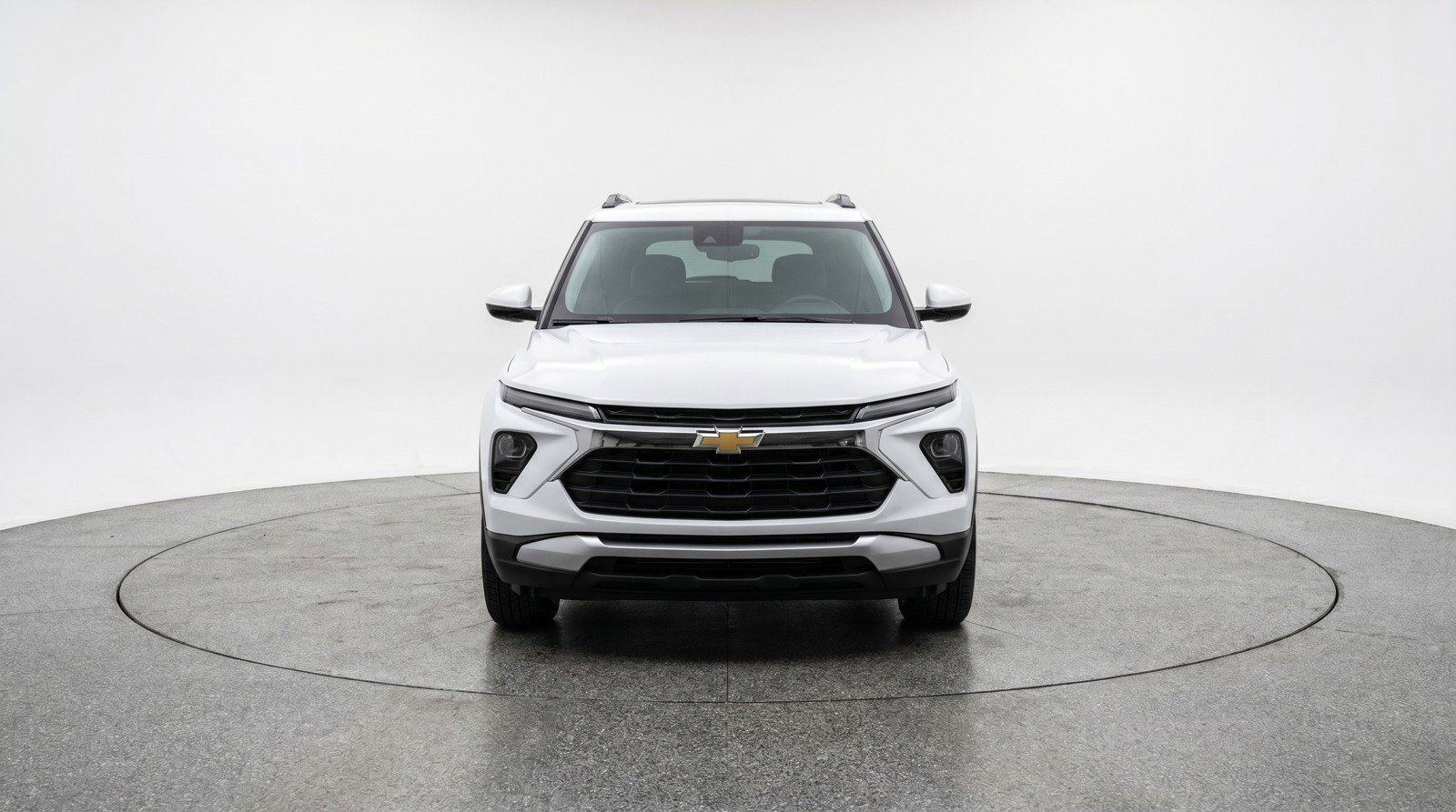 Used 2025 Chevrolet TrailBlazer LT FWD image 2