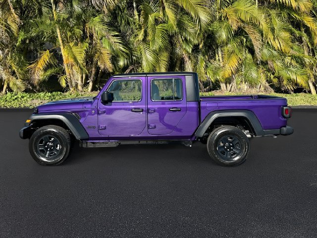 New 2026 Jeep Gladiator Sport AWD/4WD image 2
