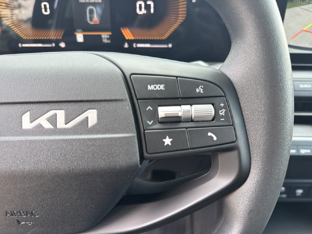 New 2026 Kia K4 FWD image 30