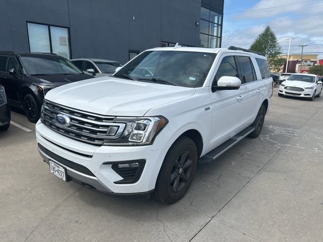 Used 2019 Ford Expedition Max XLT w/ Equipment Group 202A AWD/4WD image 2