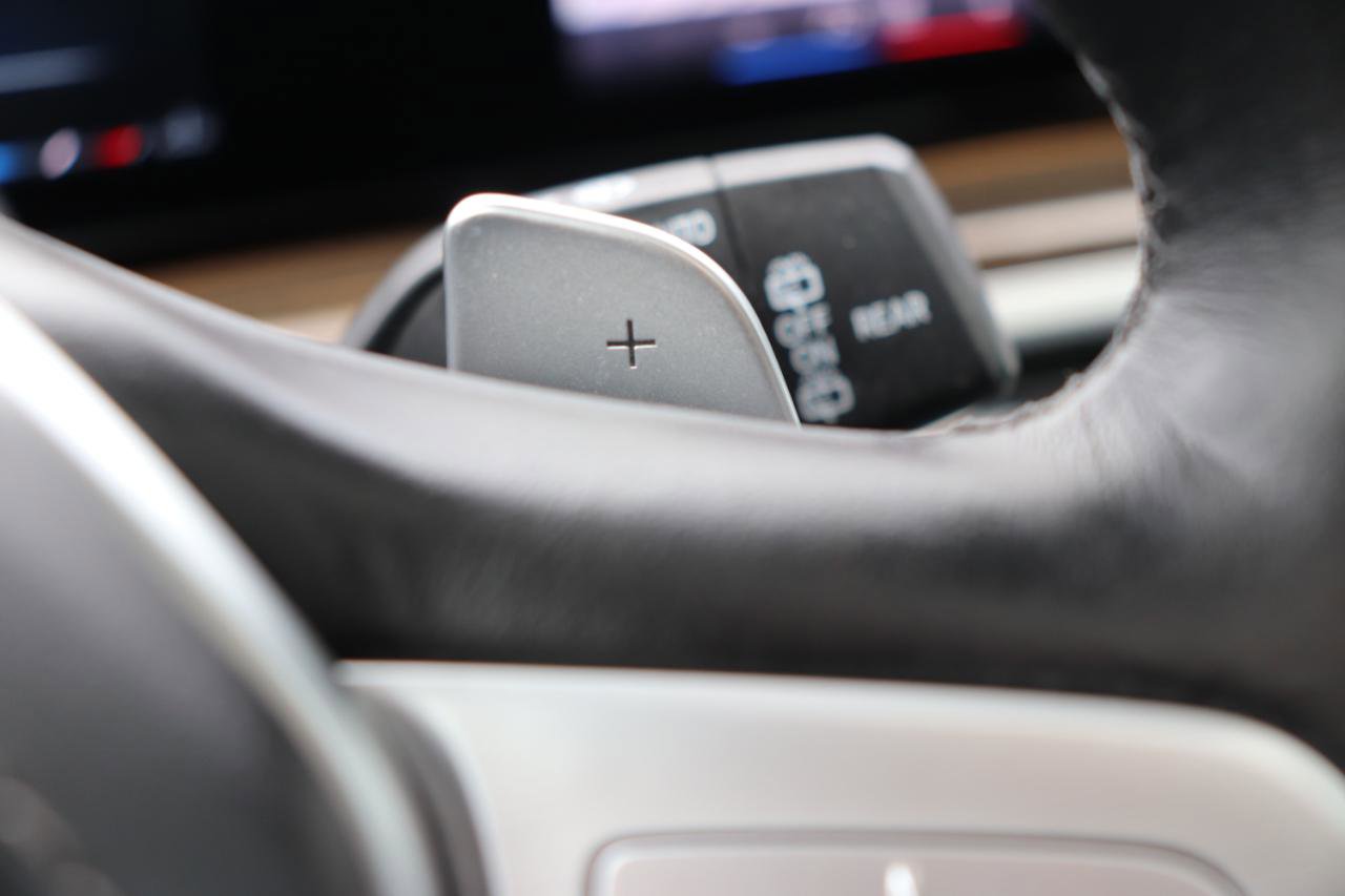 Used 2025 BMW X7 xDrive40i image 46