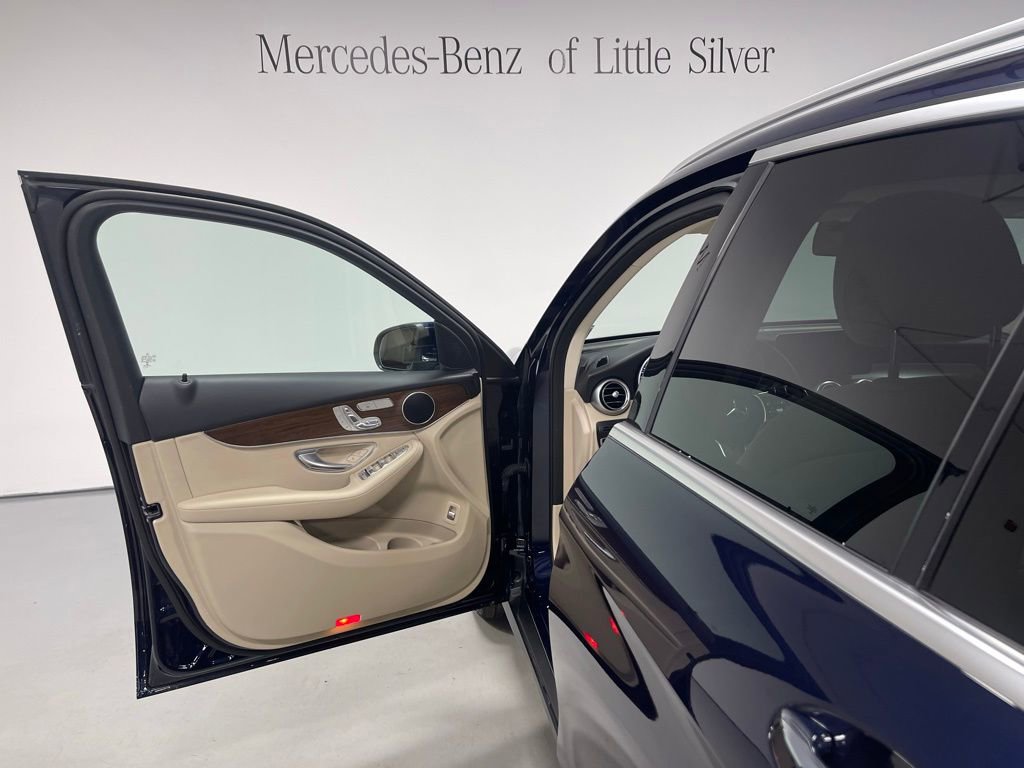 Certified 2021 Mercedes-Benz GLC 300 4MATIC image 17
