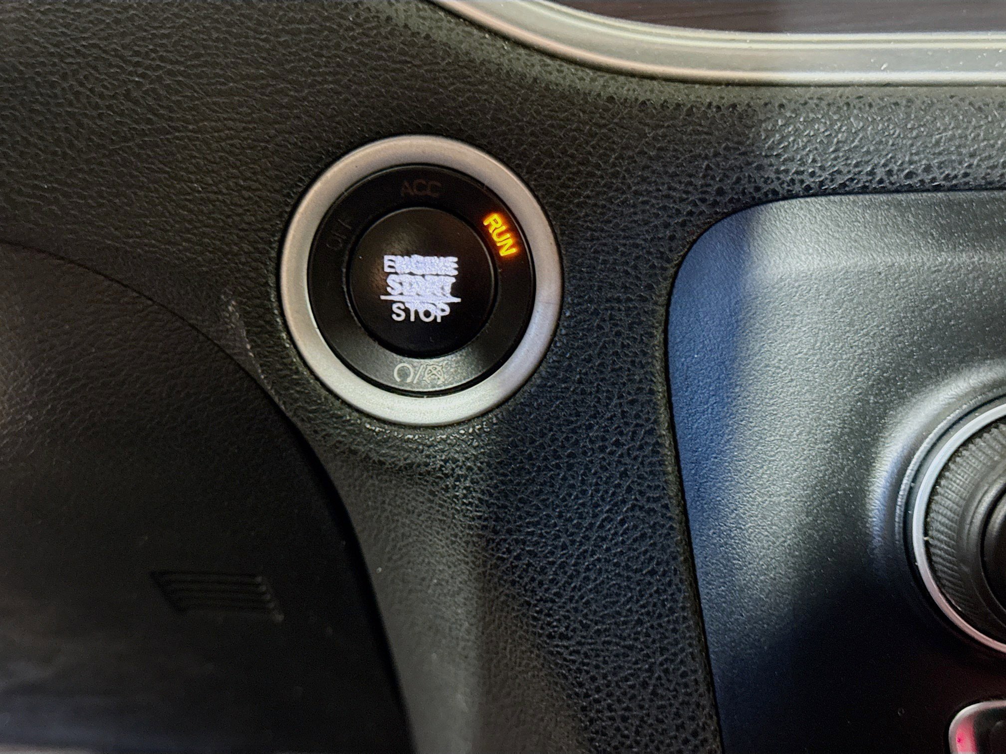 Used 2018 Dodge Charger SXT w/ Blacktop Package image 19