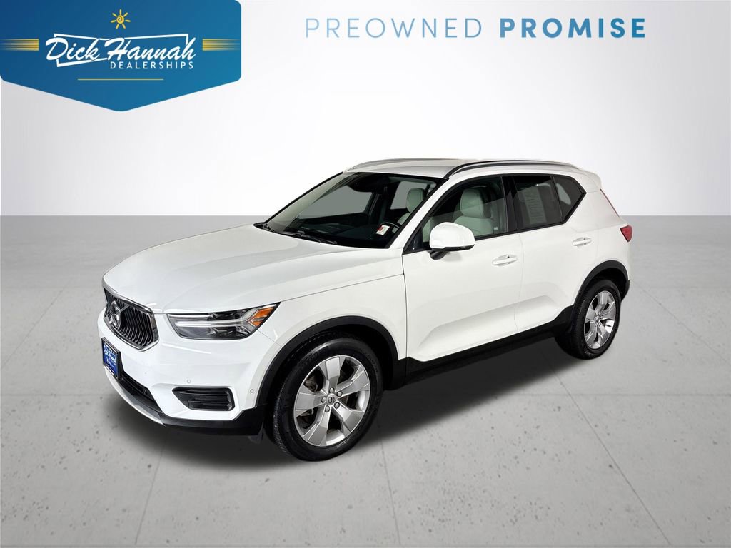 Used 2019 Volvo XC40 T5 Momentum