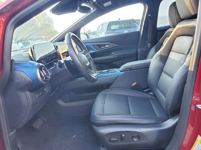 Certified 2024 Chevrolet Equinox EV LT FWD image 21