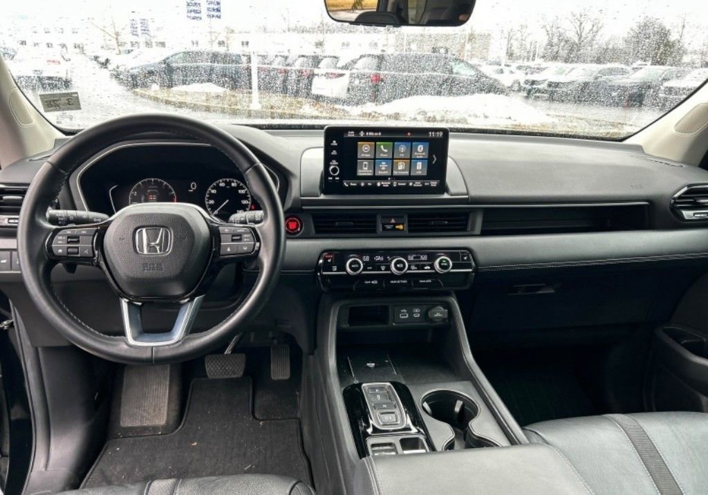 Used 2023 Honda Pilot EX-L image 10