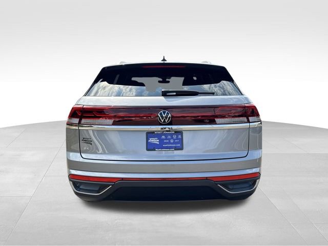 New 2026 Volkswagen Atlas Cross Sport SE FWD image 4