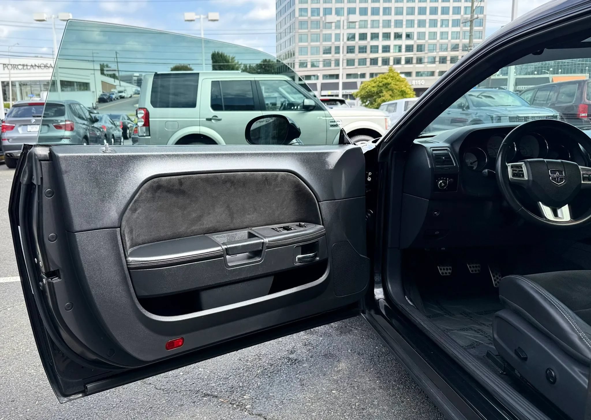 Used 2011 Dodge Challenger SRT8 w/ SRT Option Group II RWD image 9