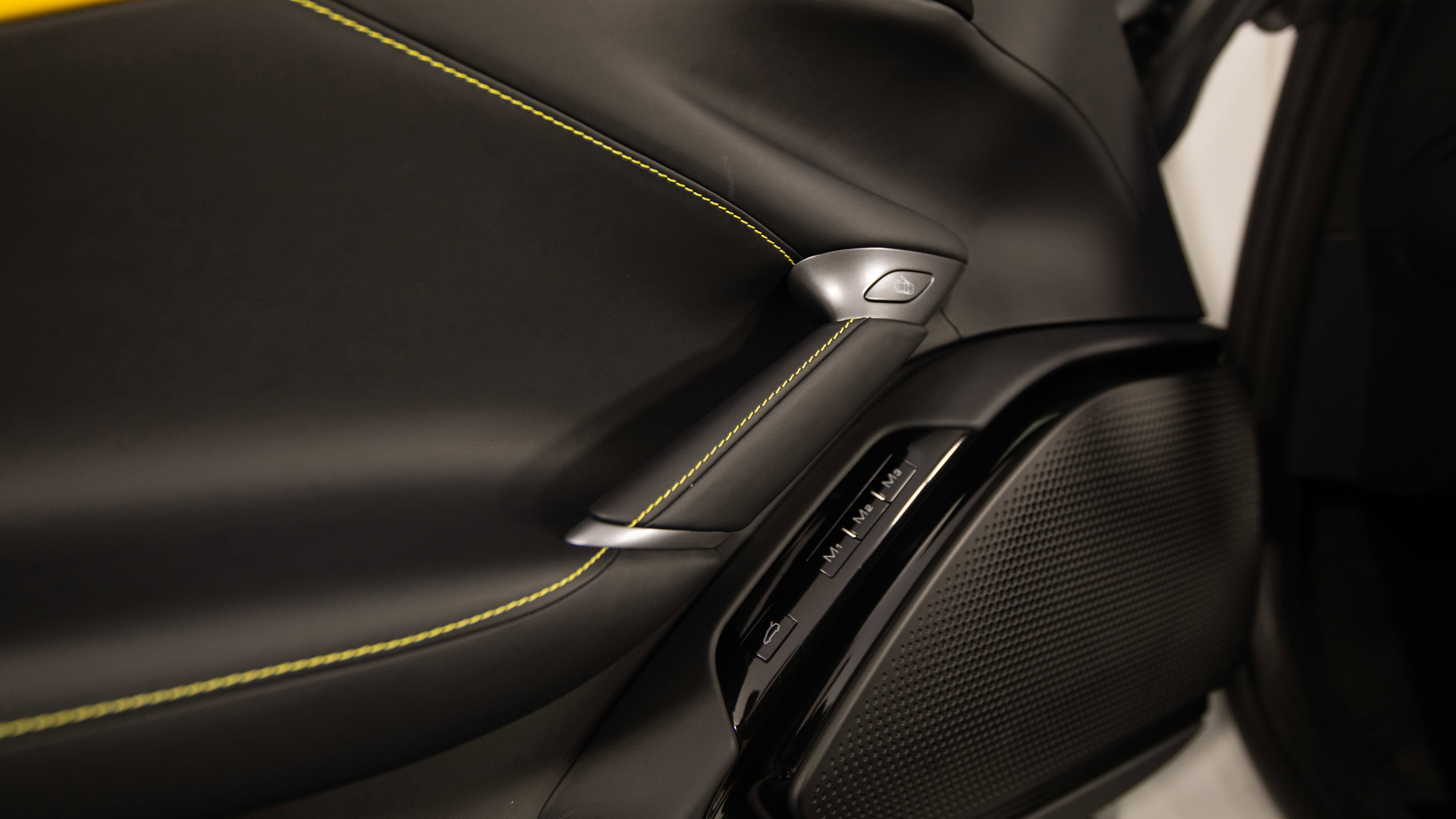 Certified 2026 Ferrari Roma Spider RWD image 19