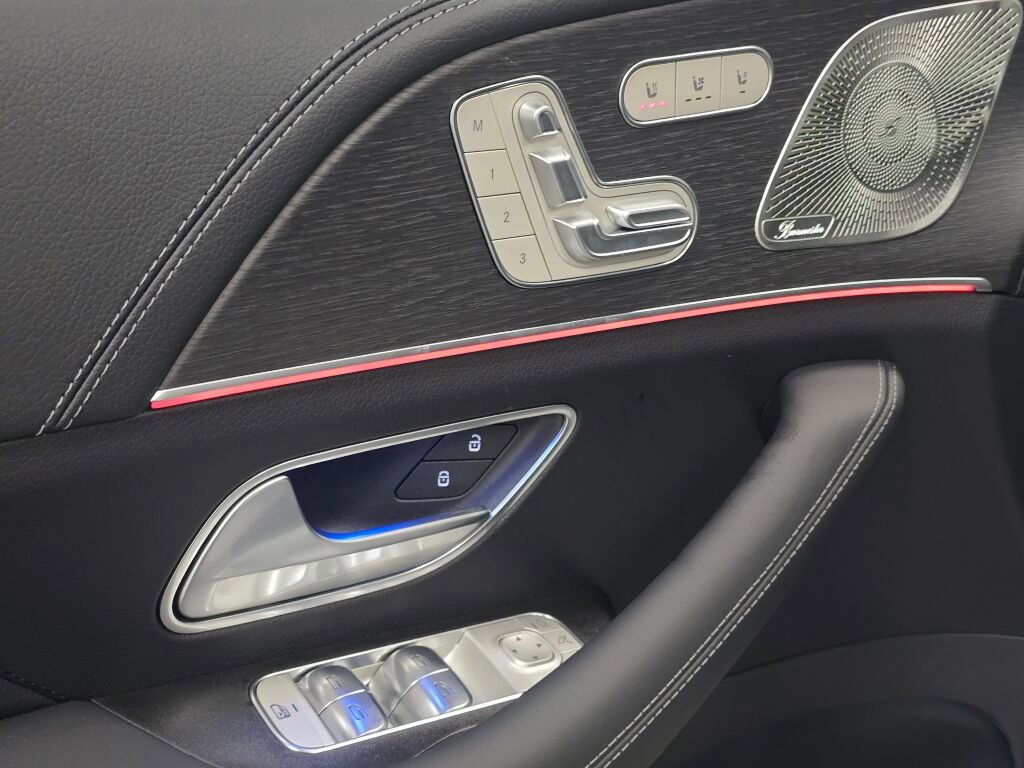 New 2026 Mercedes-Benz GLE 53 AMG 4MATIC Coupe image 36