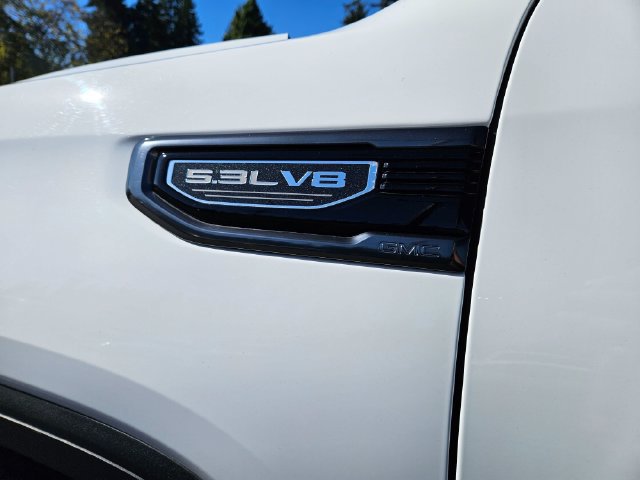 Used 2021 GMC Sierra 1500 AT4 w/ Technology Package AWD/4WD image 11