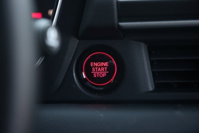 New 2025 Honda Pilot Black Edition image 37