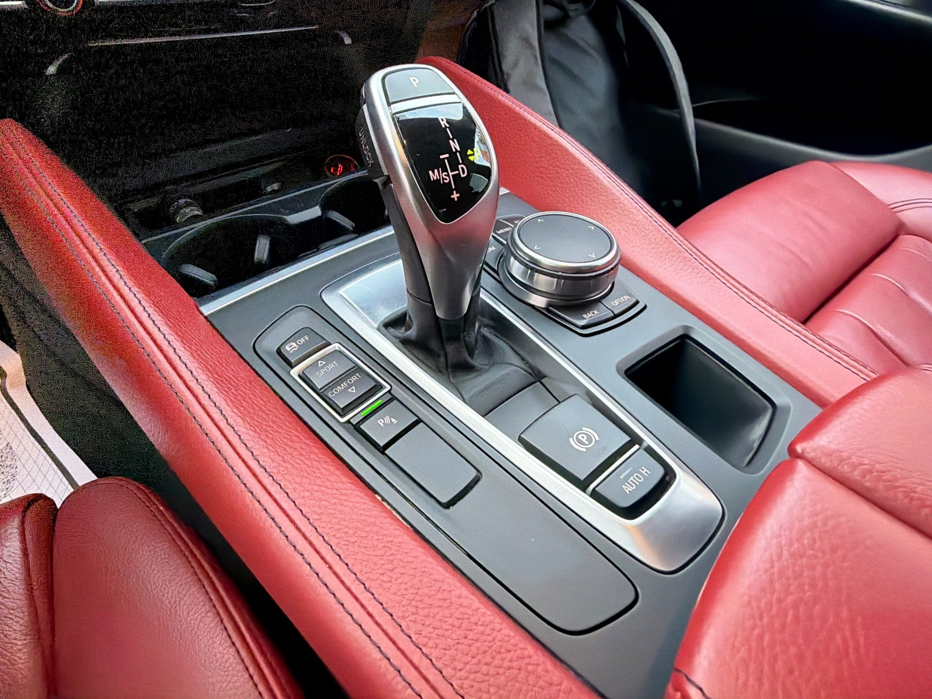 Used 2019 BMW X6 sDrive35i w/ M Sport Package RWD image 23