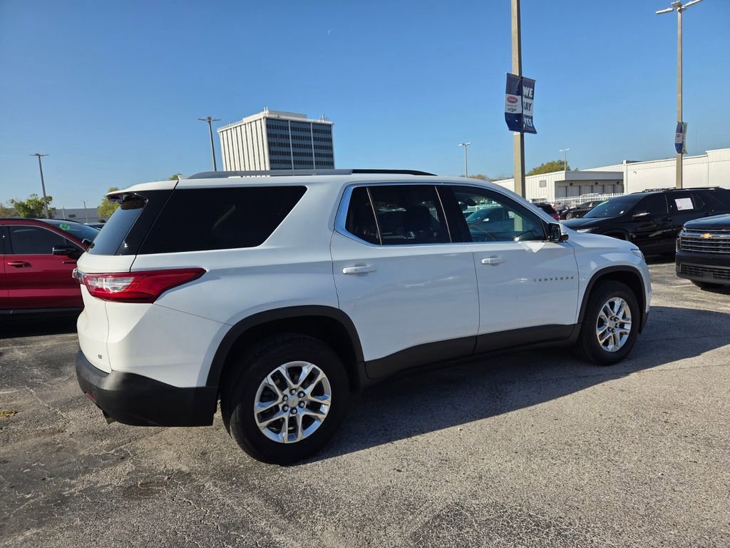 Used 2018 Chevrolet Traverse LT image 15