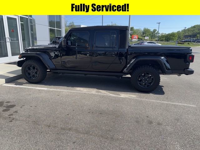Used 2023 Jeep Gladiator Willys AWD/4WD image 7