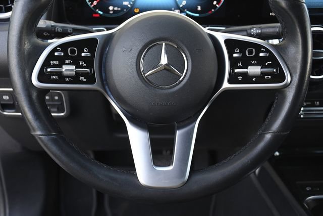 Used 2022 Mercedes-Benz GLB 250 w/ Premium Package Lite image 7