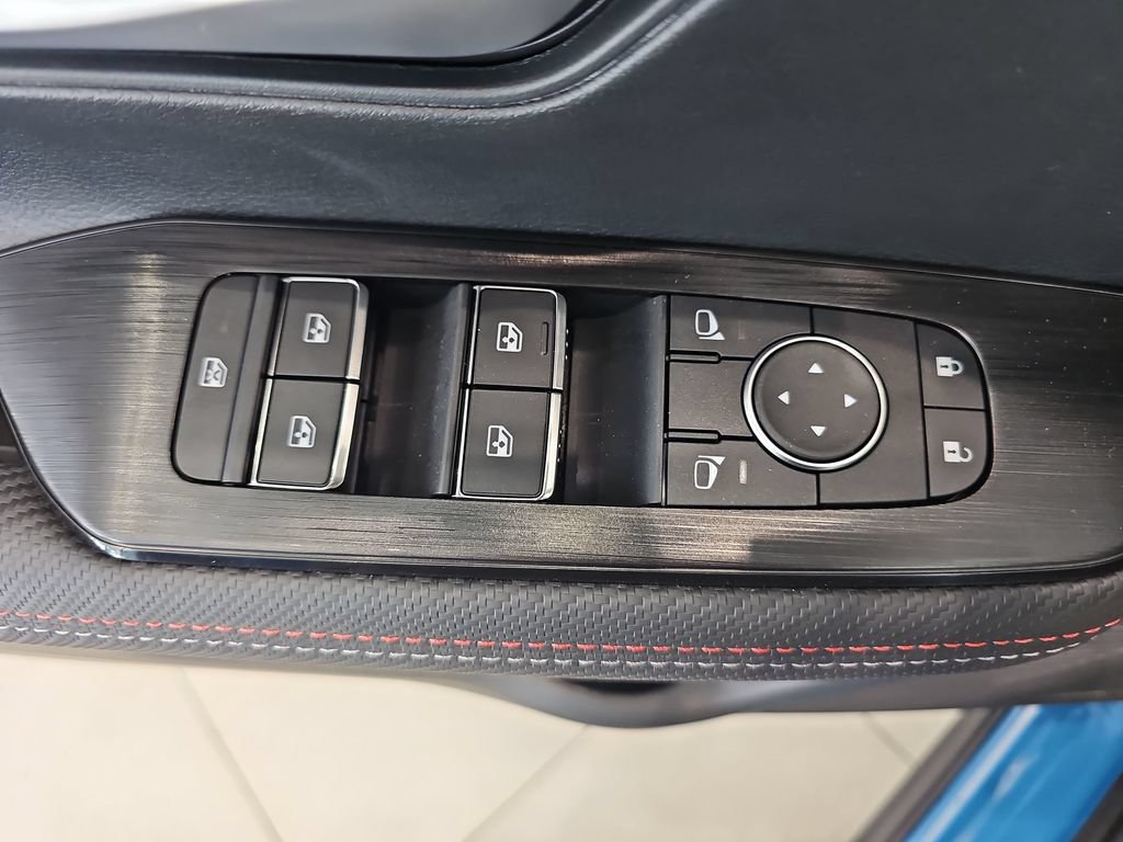 New 2026 Nissan Kicks SR w/ SR Premium Package FWD image 30