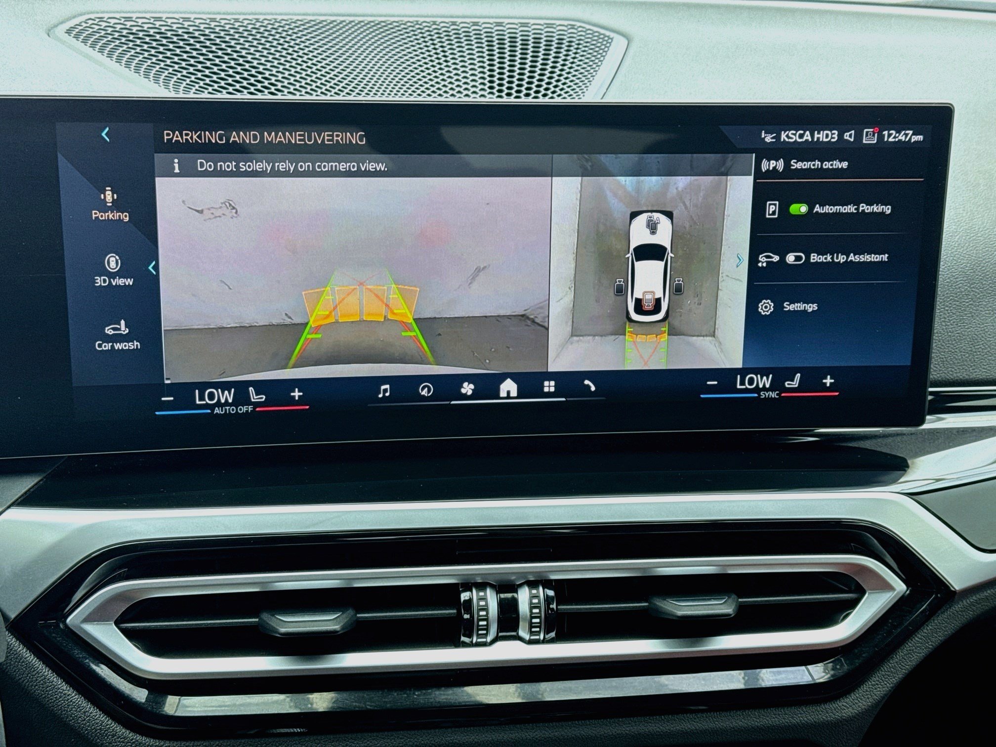 Used 2024 BMW i4 eDrive40 w/ Premium Package RWD image 10