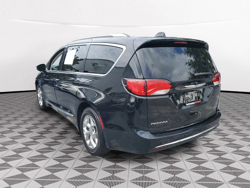 Used 2019 Chrysler Pacifica Limited FWD image 4