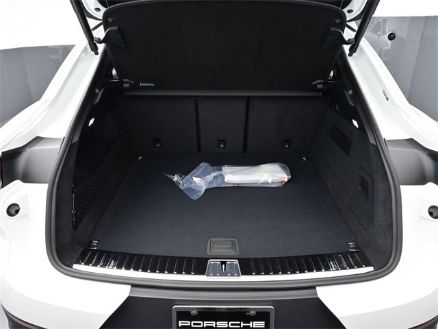 New 2026 Porsche Cayenne Coupe image 16