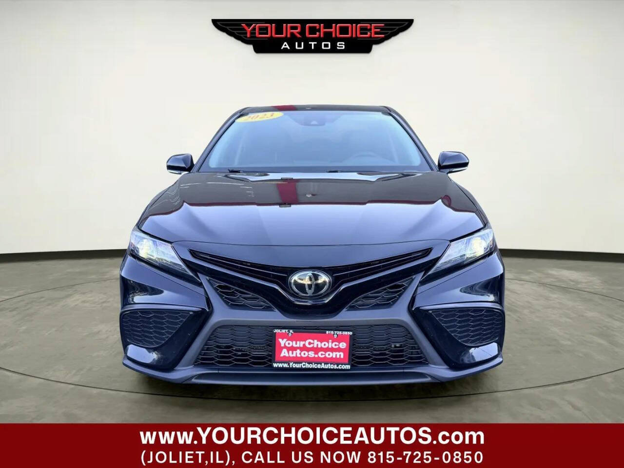 Used 2023 Toyota Camry SE FWD image 8