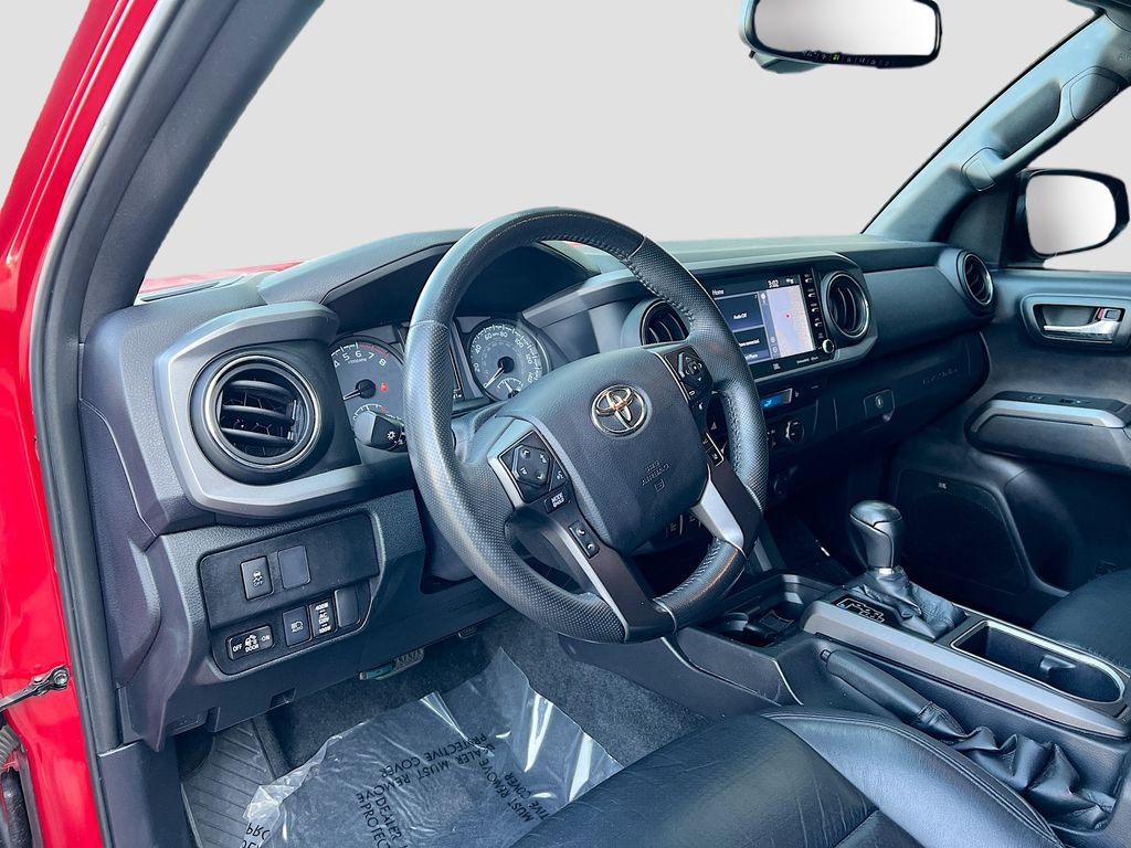 Used 2021 Toyota Tacoma TRD Sport w/ TRD Premium Sport Package image 9