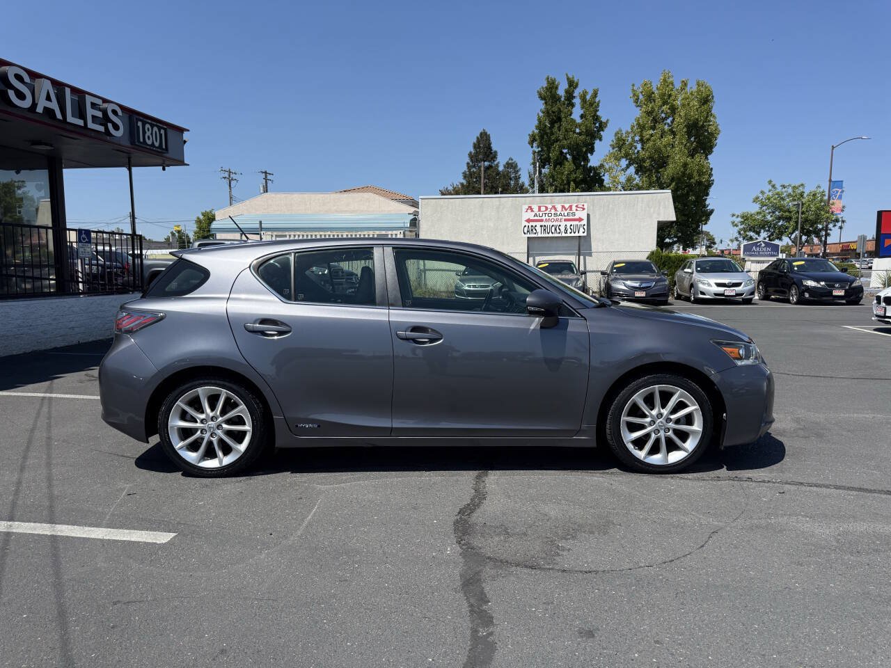 Used 2012 Lexus CT 200h Premium FWD image 2