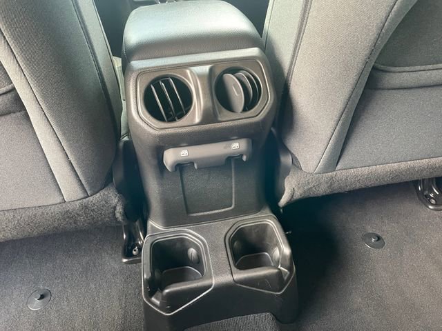 Used 2024 Jeep Wrangler Sport S image 16