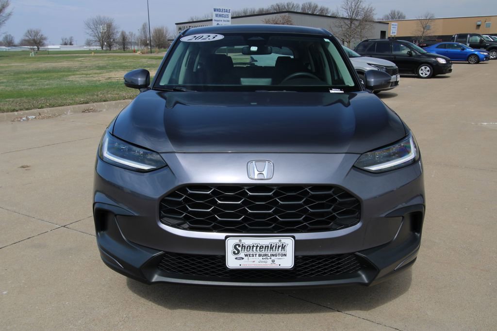 Used 2023 Honda HR-V LX image 2