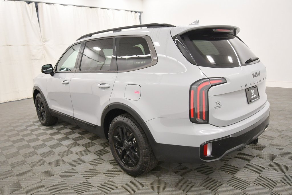 Certified 2025 Kia Telluride SX Prestige X-Pro image 4