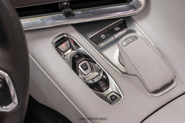 Used 2020 Chevrolet Corvette Stingray Premium Cpe w/ 3LT Preferred Equipment Group image 28