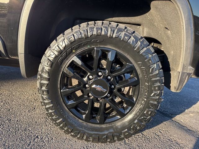 New 2026 Chevrolet Silverado 2500 High Country w/ Midnight Edition image 9