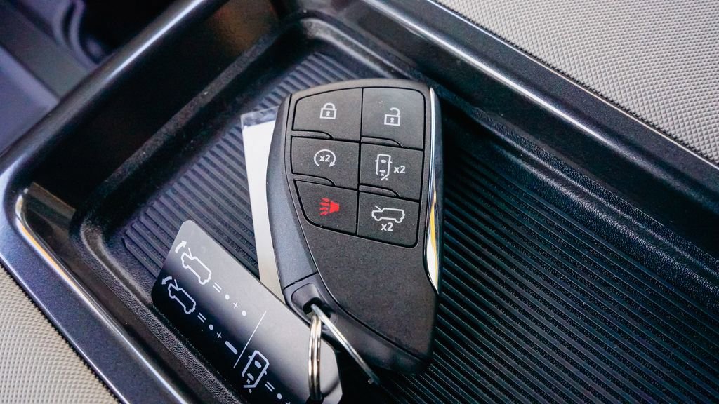 Used 2026 GMC Hummer EV SUV image 27