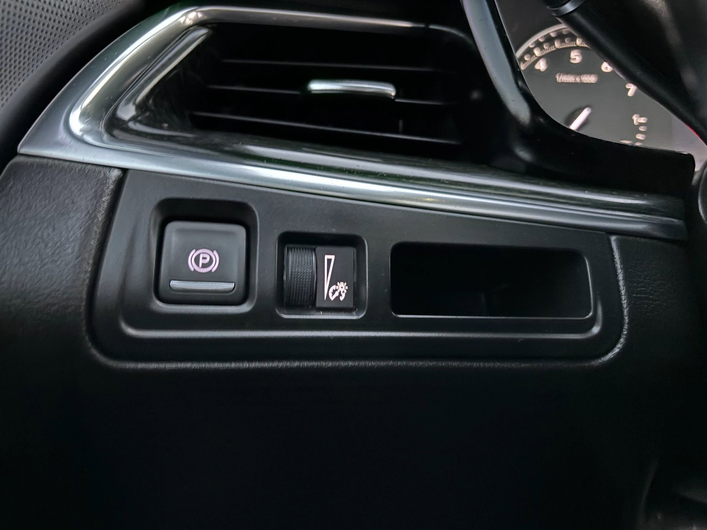 Used 2020 Cadillac XT5 Premium Luxury image 26