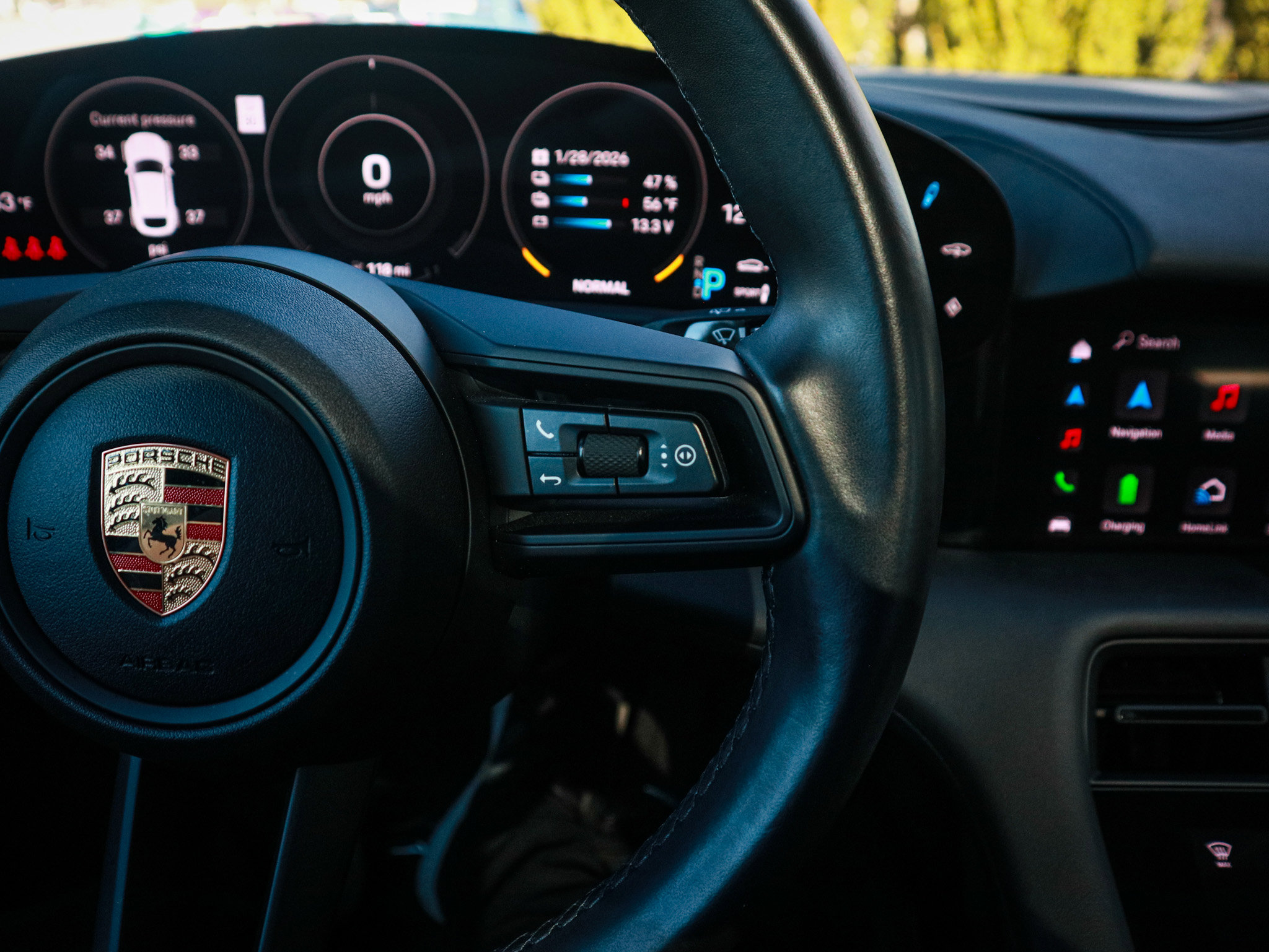 Used 2023 Porsche Taycan 4 Cross Turismo w/ Premium Package image 19