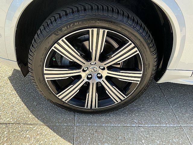 Certified 2023 Volvo XC90 B6 Ultimate w/ Protection Package Premier AWD/4WD image 13