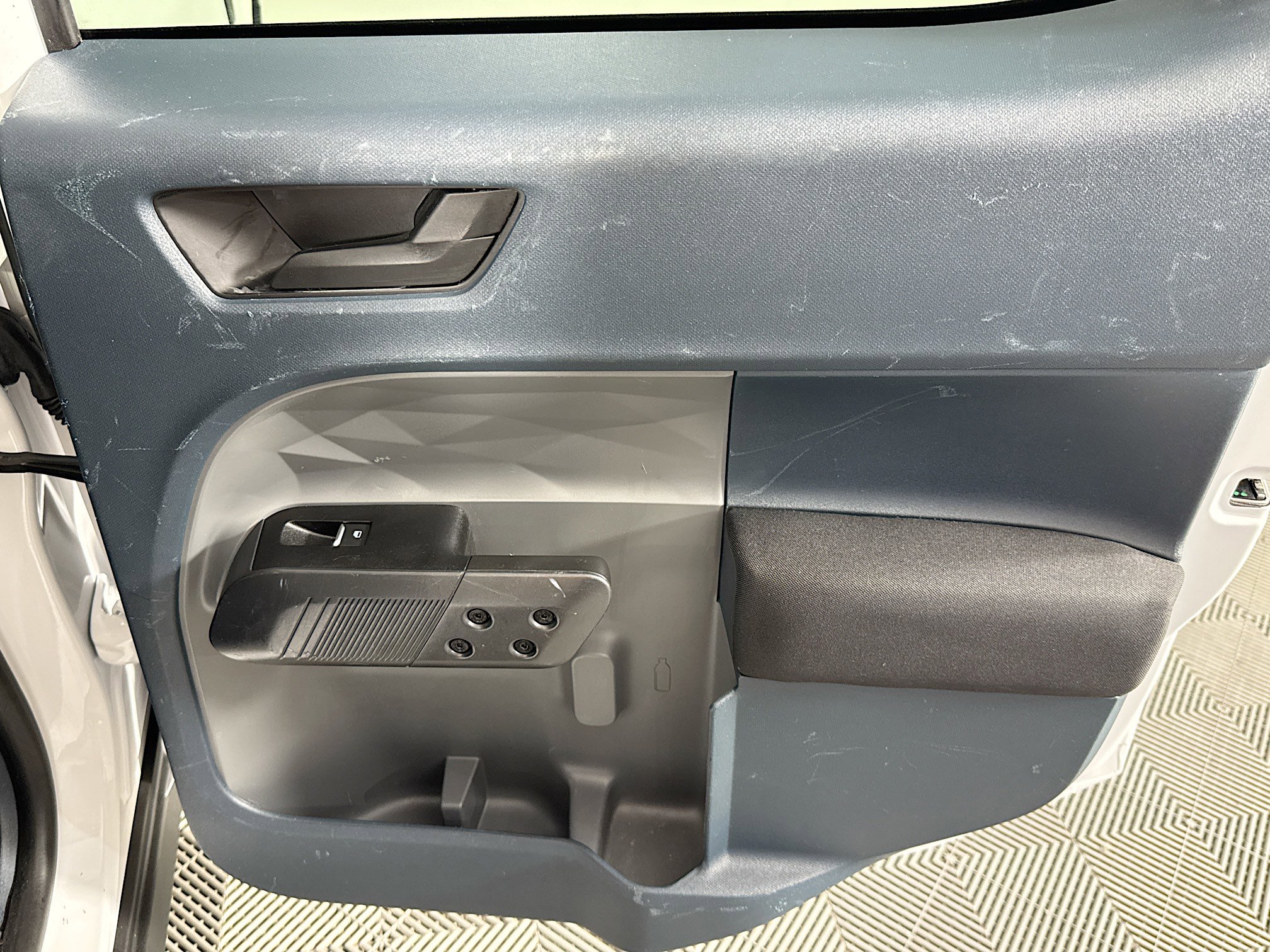 Used 2022 Ford Maverick XL FWD image 26