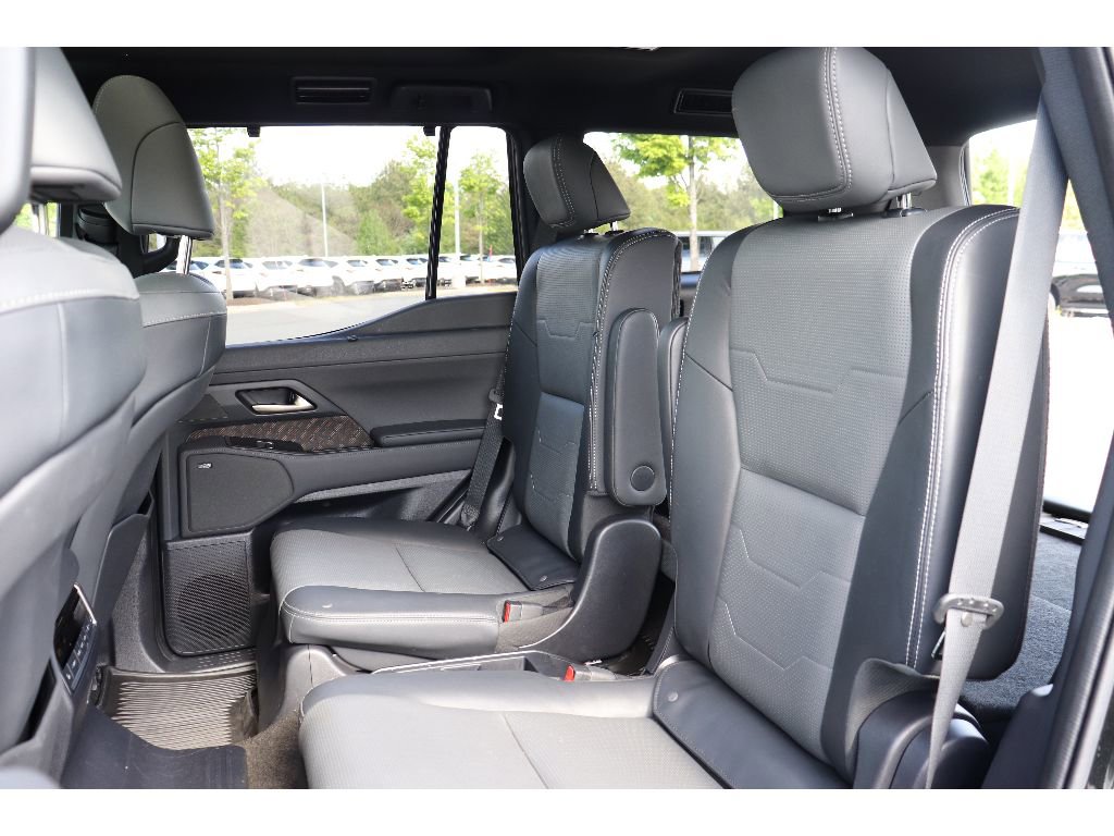 Used 2024 Lexus GX 550 AWD/4WD image 25