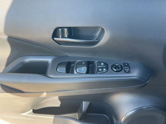 Used 2024 Nissan Kicks S image 22