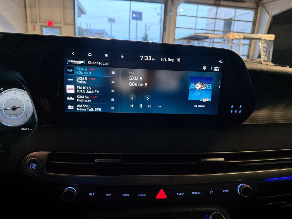 Used 2024 Hyundai Palisade Limited AWD/4WD image 10