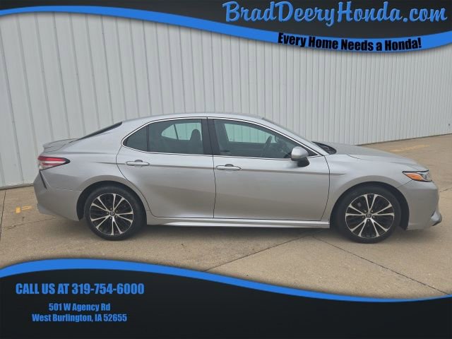 Used 2018 Toyota Camry SE