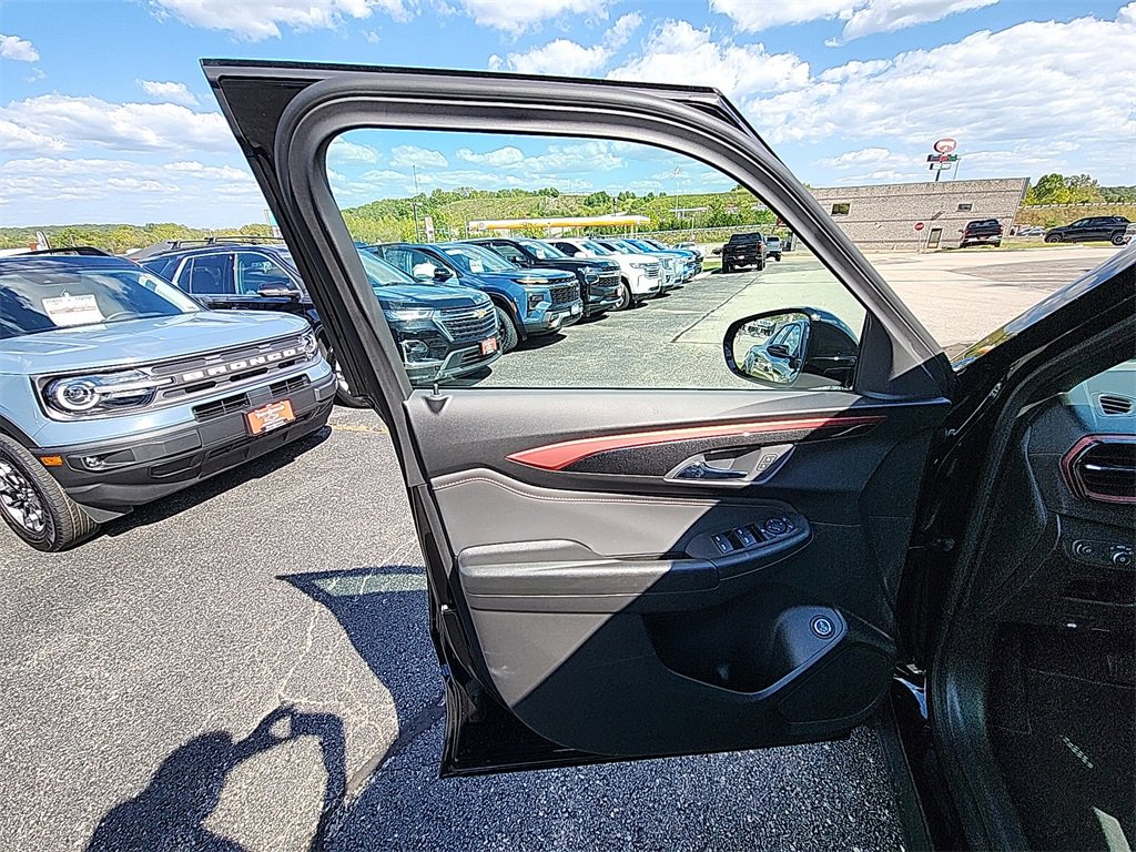 New 2026 Chevrolet TrailBlazer RS w/ Convenience Package image 12