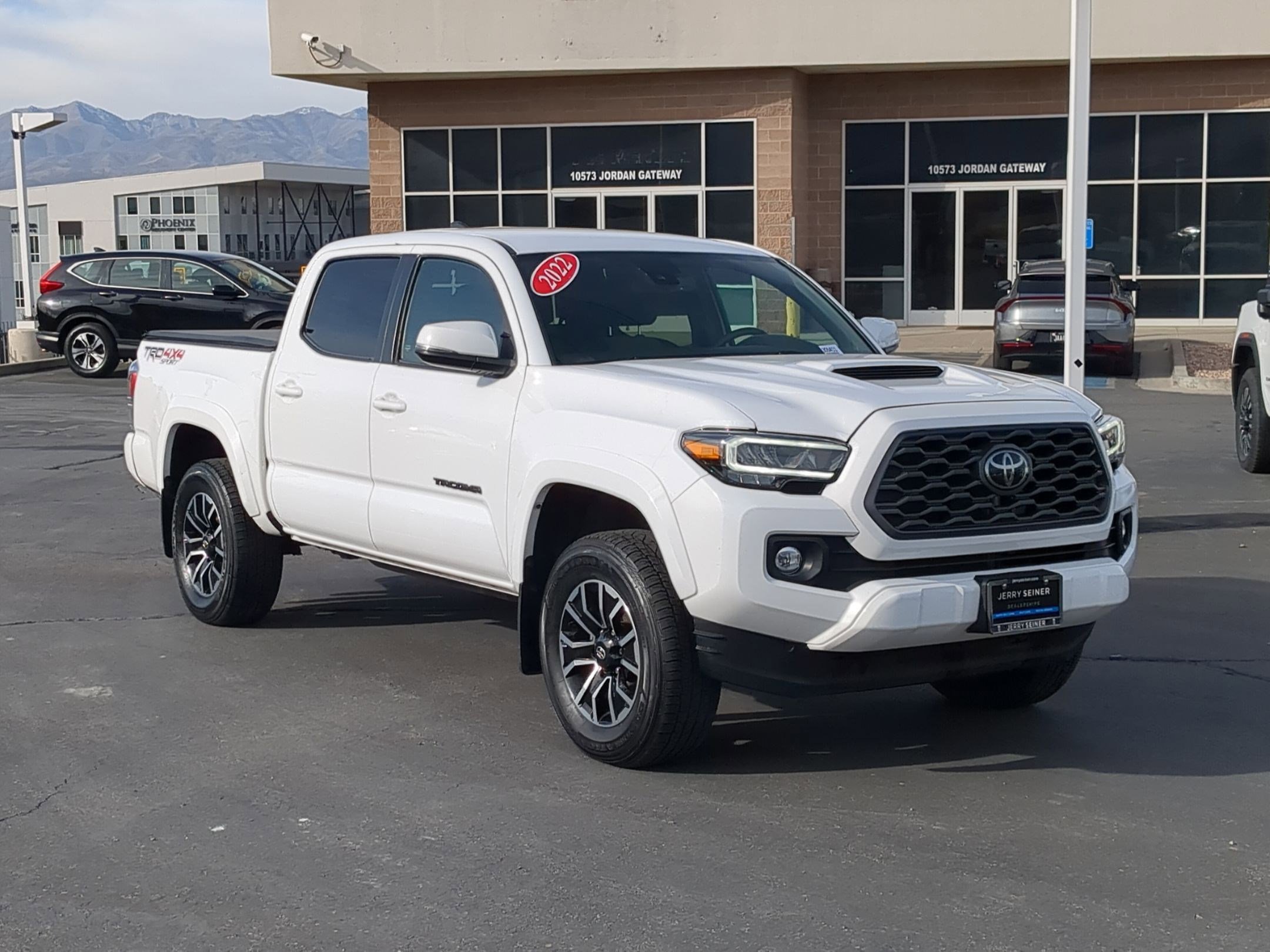 Used 2022 Toyota Tacoma TRD Sport image 8