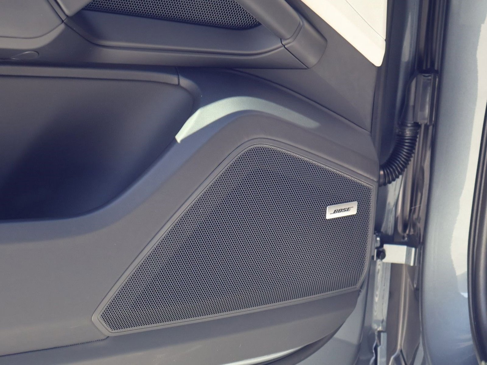 New 2026 Porsche Cayenne image 14