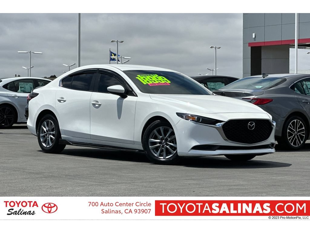 Used 2023 MAZDA MAZDA3 s FWD image 1